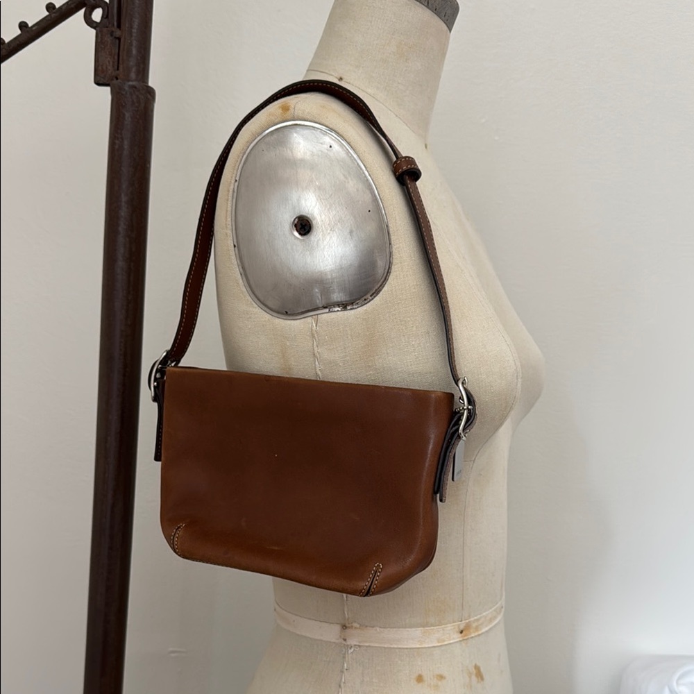 Vintage coach mini leather shoulder bag - brown
